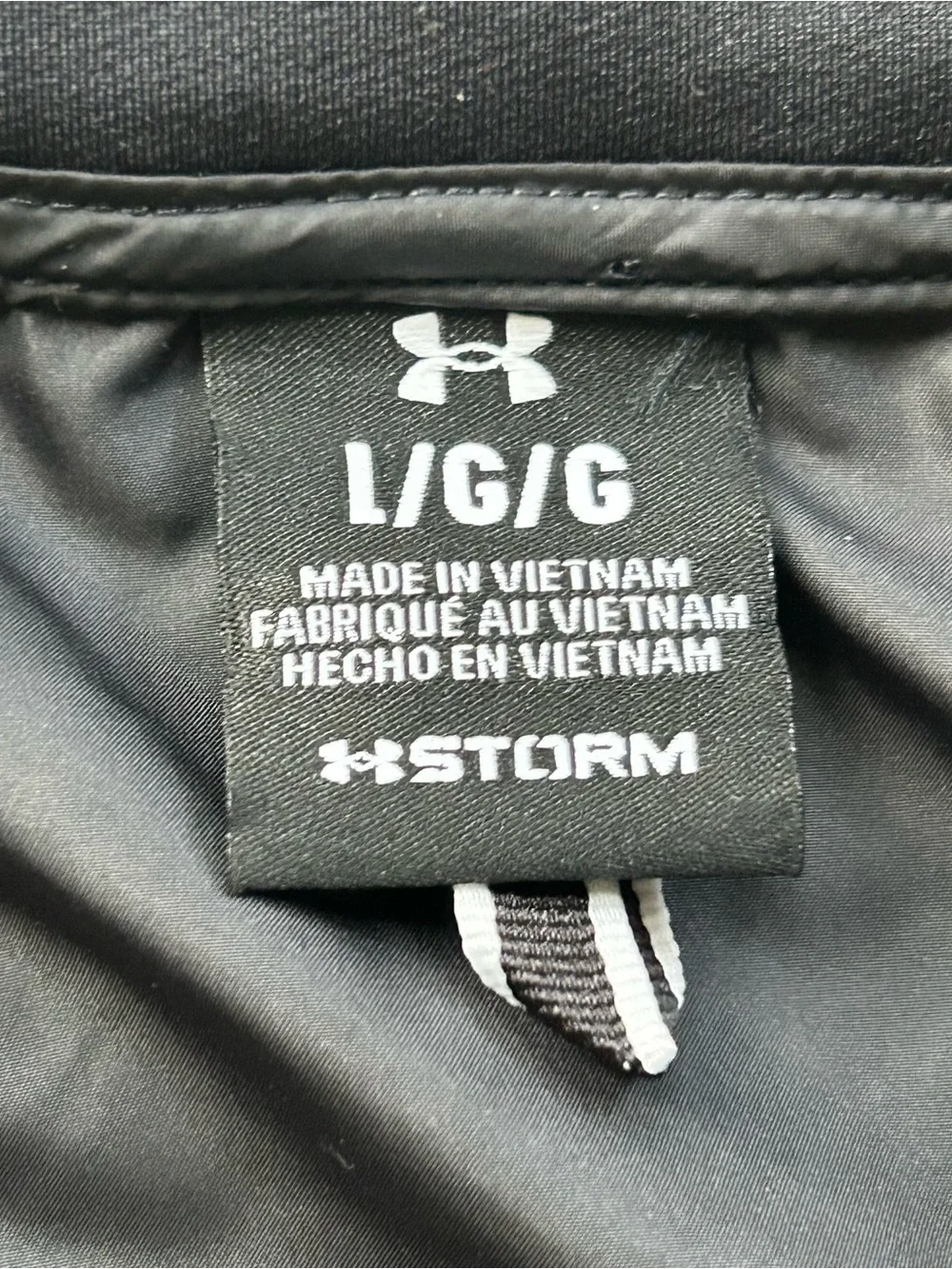 Under Armour Launch Insulated Running Vest Men's Large Black Full Zip 1380870